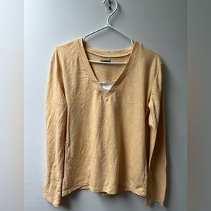 Lavon Long Sleeve V Neck Shirt with White Triangle Design at Chest Women’s Large